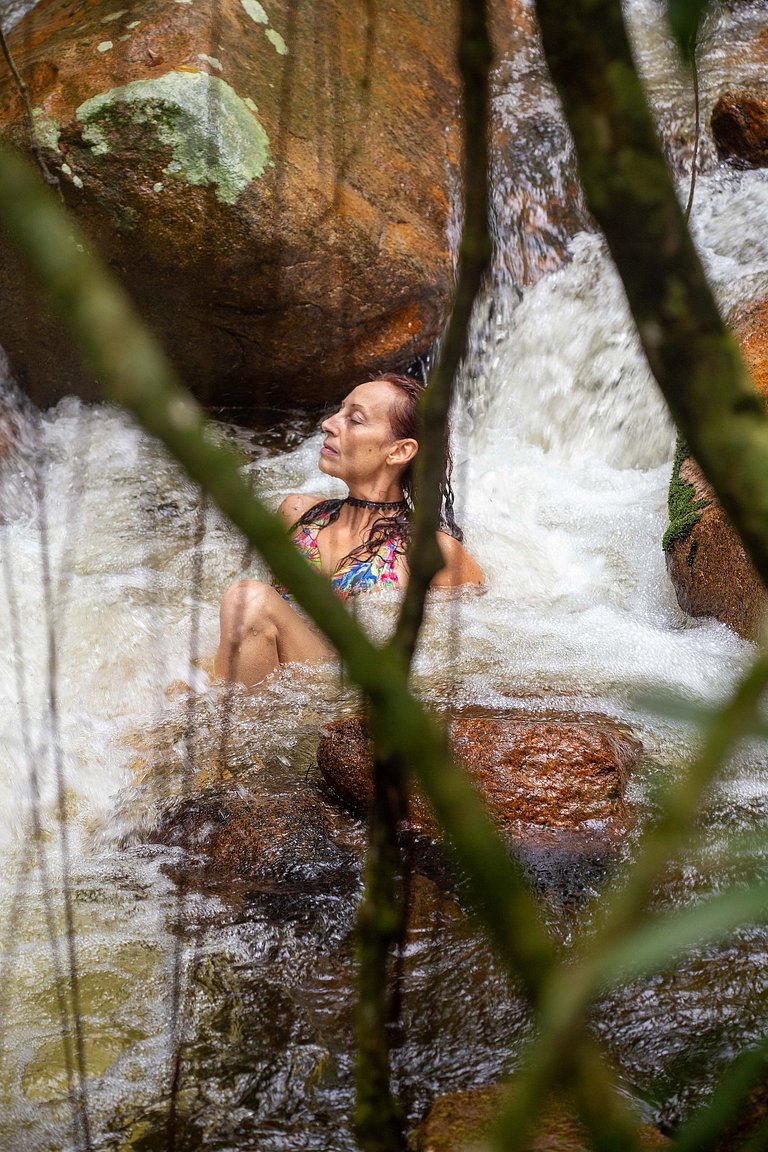 Cachoeira Privativa + Termas a 8min e momento em família