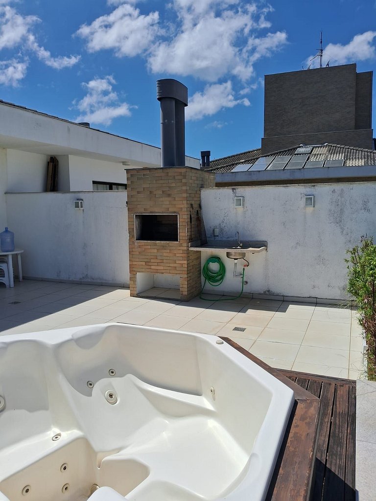 Cobertura com 2 quartos + jacuzzi no Campeche