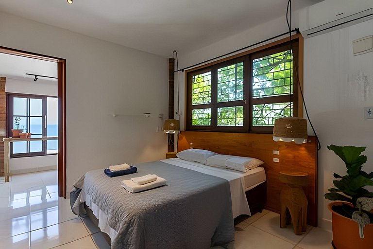 Casa praiana | Vista mar, hidro e pé na areia