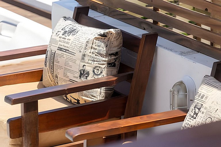 Casa praiana | Vista mar, hidro e pé na areia