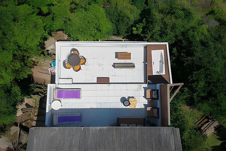 Casa praiana | Vista mar, hidro e pé na areia