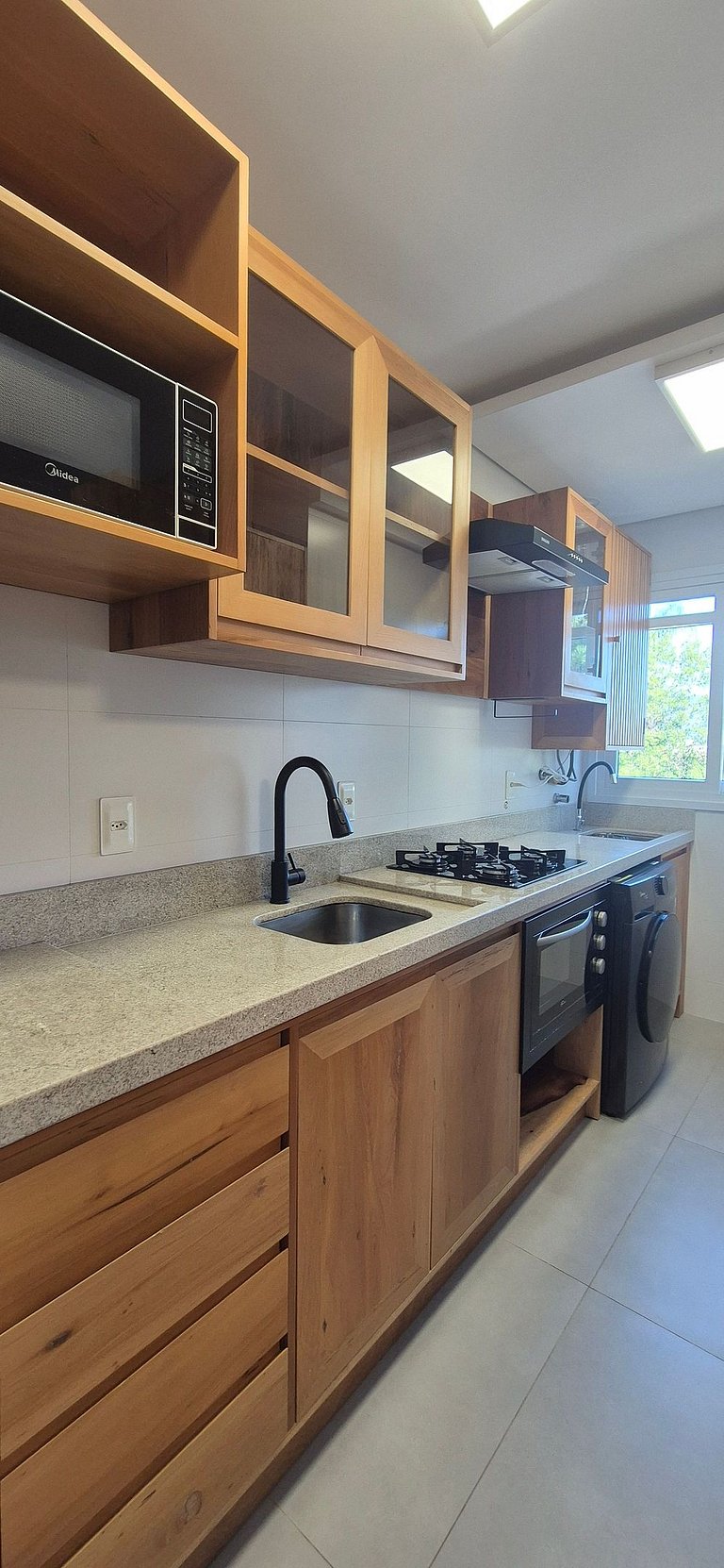 Apartamento Moderno à Venda no Campeche | Condomínio com Aca