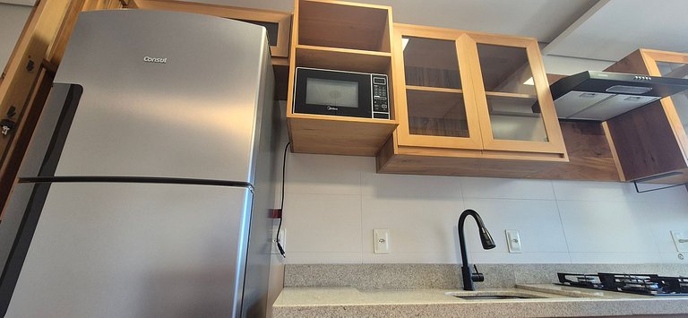 Apartamento Moderno à Venda no Campeche | Condomínio com Aca