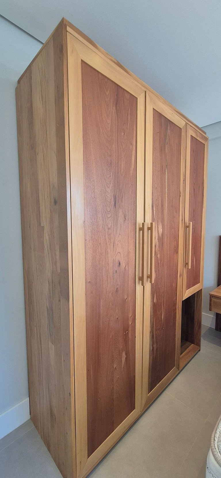 Apartamento Moderno à Venda no Campeche | Condomínio com Aca