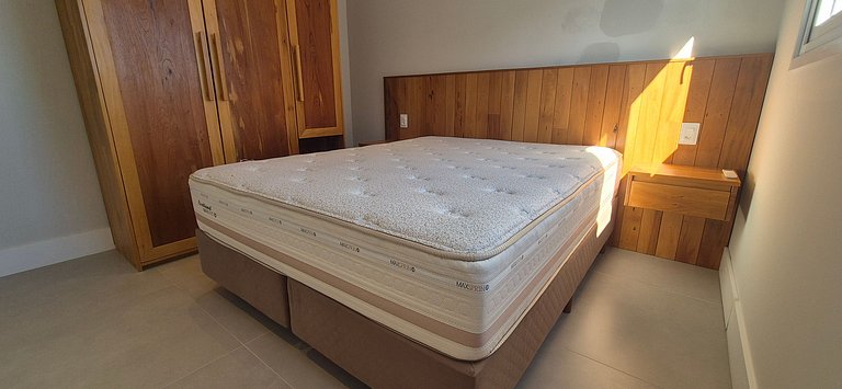Apartamento Moderno à Venda no Campeche | Condomínio com Aca