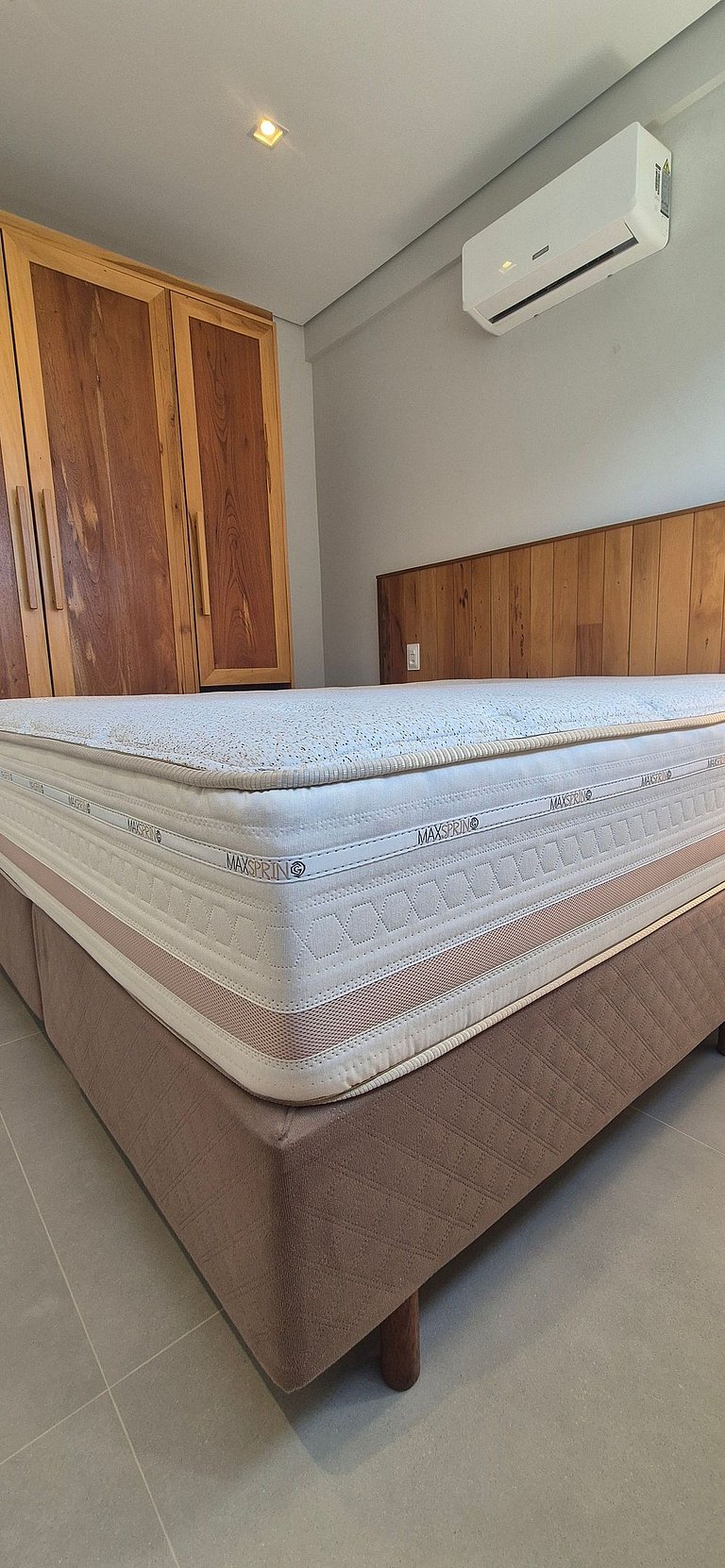 Apartamento Moderno à Venda no Campeche | Condomínio com Aca